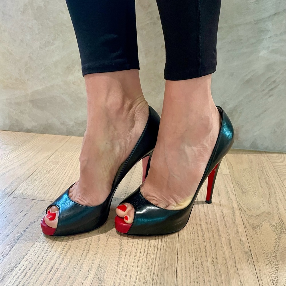 Christian Louboutin Very Prive 120